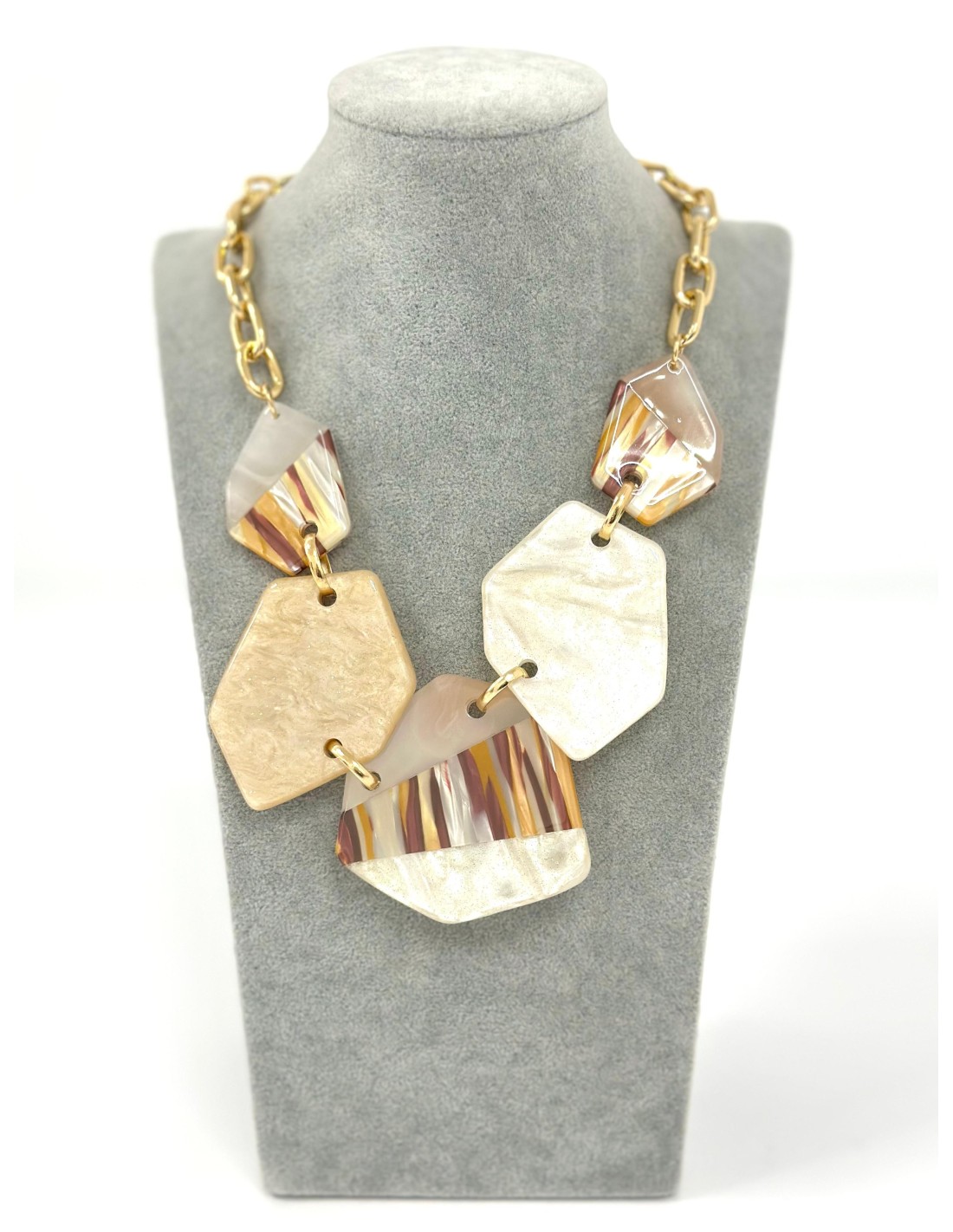 Collar Triangulo